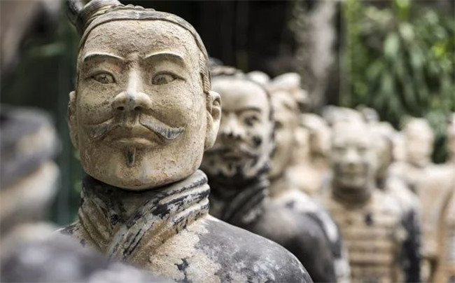 西安兵马俑.jpg