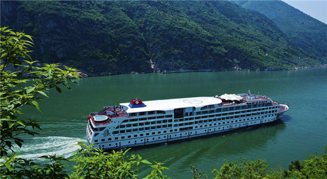 三峡大巴.jpg