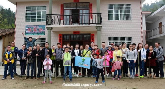 1589361133571219.jpg 云上大院杜鹃花海 (6).jpg